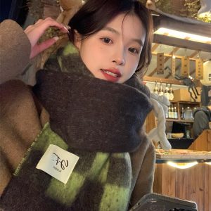 Color-Blocking Scarf - Soft Korean-Style Shawl, Thick Warm Long Versatile Neck Warmer for Cozy Winter Fashion