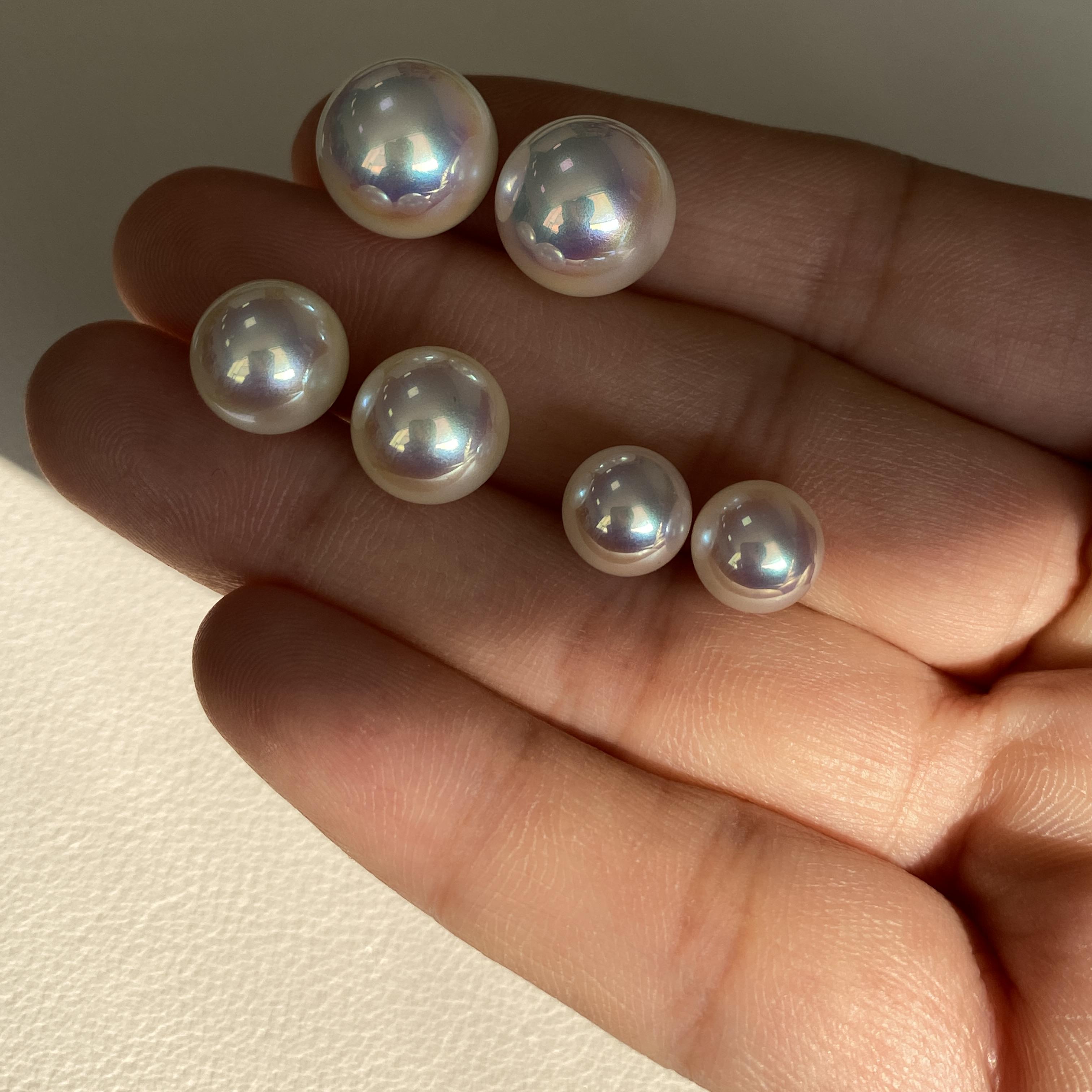 Colorful Mother-of-Pearl Aurora Mirror Earrings for Women, Light Luxury Style, Perfect for 90s and Y2K Fashion Trends
