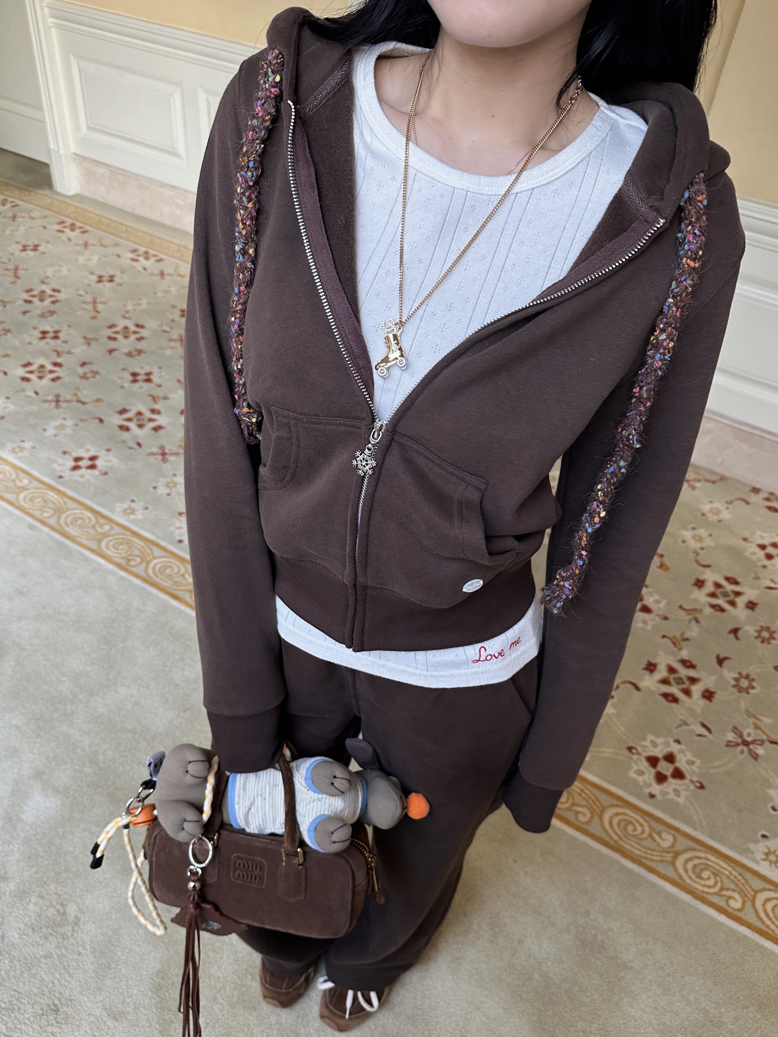 Colorful Two-Tone Fleece Sweatshirt Set with Exquisite Details - Trendy Casual Wear for a Sunny Vibe