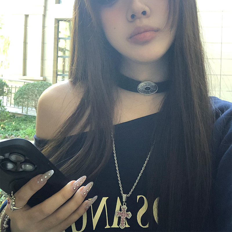 Colorful Zircon Cross Necklace for Women, Y2K Retro Round Pendant Choker, Layered Sweater Chain Accessory