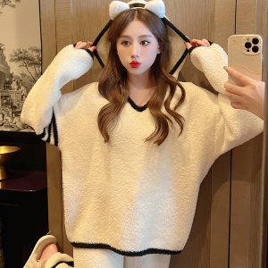 Cozy Hooded Thickened Fleece Pajama Set for Women - Autumn Winter Coral Fleece Loungewear, Trendy 2025 Style