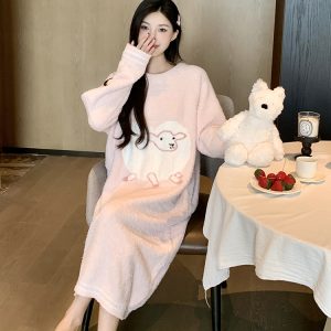 Cozy Plus Size Women's Long Skirt Nightgown in Thick Coral Fleece - Autumn/Winter Flannel Pajamas for Year of the Sheep