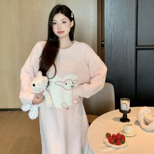 Cozy Plus Size Women's Long Skirt Nightgown in Thick Coral Fleece - Autumn/Winter Flannel Pajamas for Year of the Sheep