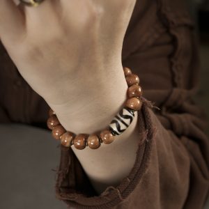 Curved Tail Flower Ethnic Style Retro Beads Bracelet, Trendy Cultural Wristband for Men and Women, Perfect for Boho and Festival Looks