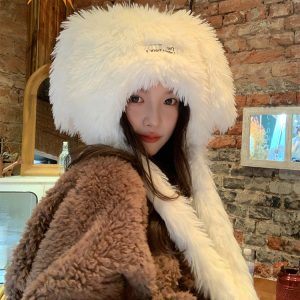 Cute Big-Eyed Dog Plush Bucket Hat for Women - Winter Fisherman's Hat with Ear Protection, Warm and Adorable Design