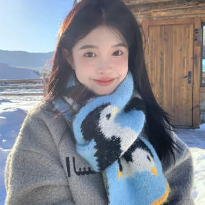 Cute Knitted Penguin Scarf for Women - Versatile Warm Wool Neck Warmer for Winter 2024, Cozy Fashion Accessory