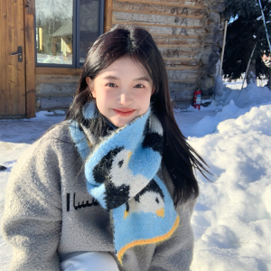 Cute Knitted Penguin Scarf for Women - Versatile Warm Wool Neck Warmer for Winter 2024, Cozy Fashion Accessory