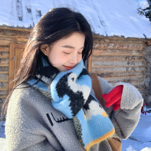 Cute Knitted Penguin Scarf for Women - Versatile Warm Wool Neck Warmer for Winter 2024, Cozy Fashion Accessory