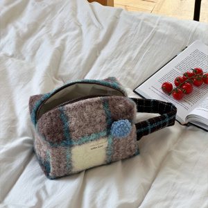 Cute Retro Woolen Makeup Bag - Portable Soft Storage Bag with Hand-held Design, Ideal for Travel and Daily Use