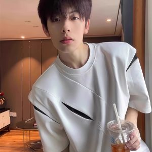 Deconstructed Patchwork Shoulder T-Shirt with Knife-Cut Shoulder Pads, Short Sleeves, American Style, High-End Fashion for Men