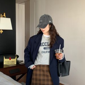 Deep Blue Slim Fit Suit Jacket for Women, Casual Long Sleeve Blazer, 2022 Autumn Fashion, Stylish Designer Look