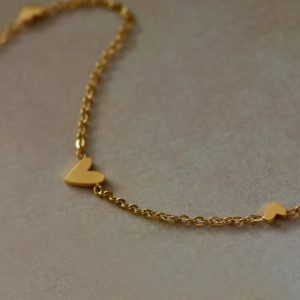 Delicate Heart Pure Silver Necklace for Women - Lightweight Luxury Collarbone Chain, Versatile Trendy Jewelry