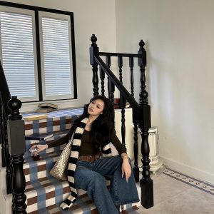 Delicate Lines Long U-Neck Base Shirt - Basic Popchee Style in 3 Colors, Perfect for Effortless Layering and Flattering Fit