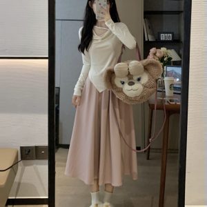 Delicate Slim-Fit White Long Sleeve T-Shirt for Women - Spring Design with Shoulder Coverage and Belly Concealment, Perfect for Casual Style