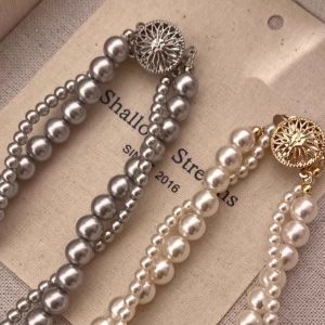 Double Layer Twisted Pearl Necklace for Women - Cold Light Layered Choker, Elegant Fashion Accessory, Perfect for 90s and Y2K Styles