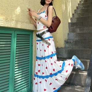 Eccentric Girl Sweet and Salty Heart Print Lace Splicing Camisole and Low Waist Skirt Set for Vacation - Y2K Style