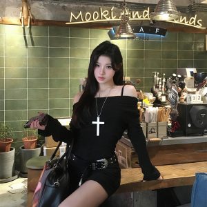 Eccentric Off-Shoulder Black Long Sleeve Dress with Waist-Cinching Design and Fitted Short Skirt - Sexy Figure-Flattering Style