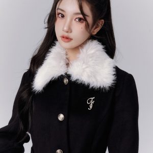 Elegant Black Swan Wool Coat with Fur Collar - High-Quality Winter Outerwear for Chic Style