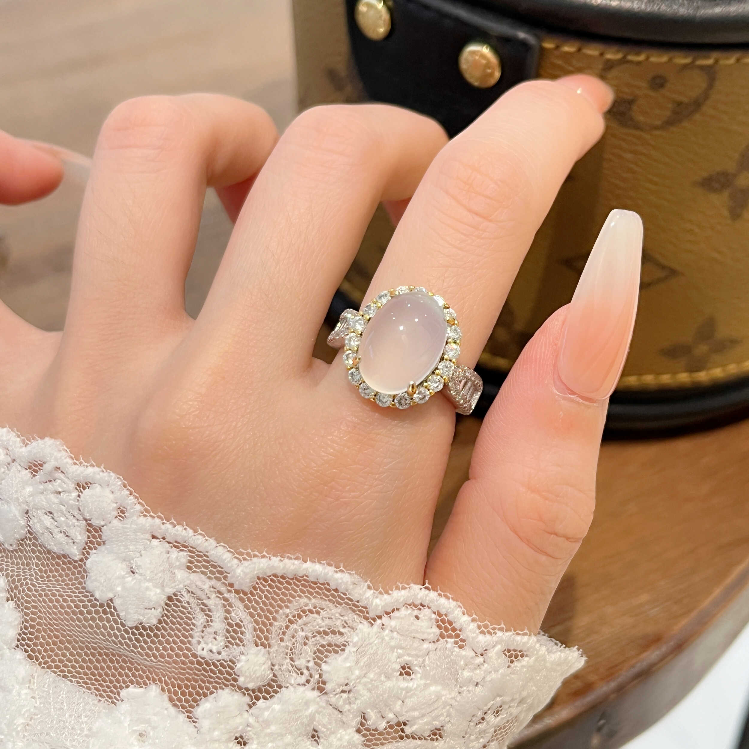 Elegant Chinese-Style Natural Ice Imitation White Jade Open Finger Ring for Women - Unique High-End Light Luxury Fashion Accessory