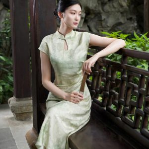 Elegant Chinese-Style Silk Jacquard Sleeveless Dress for Women - Slimming Waist-Cinching Mid-Length Summer 2023 Fashion