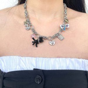 Elegant Clavicle Necklace with Various Pendant Dog Shell Beads - Chic Choker for a Spicy Sweet Cool Style