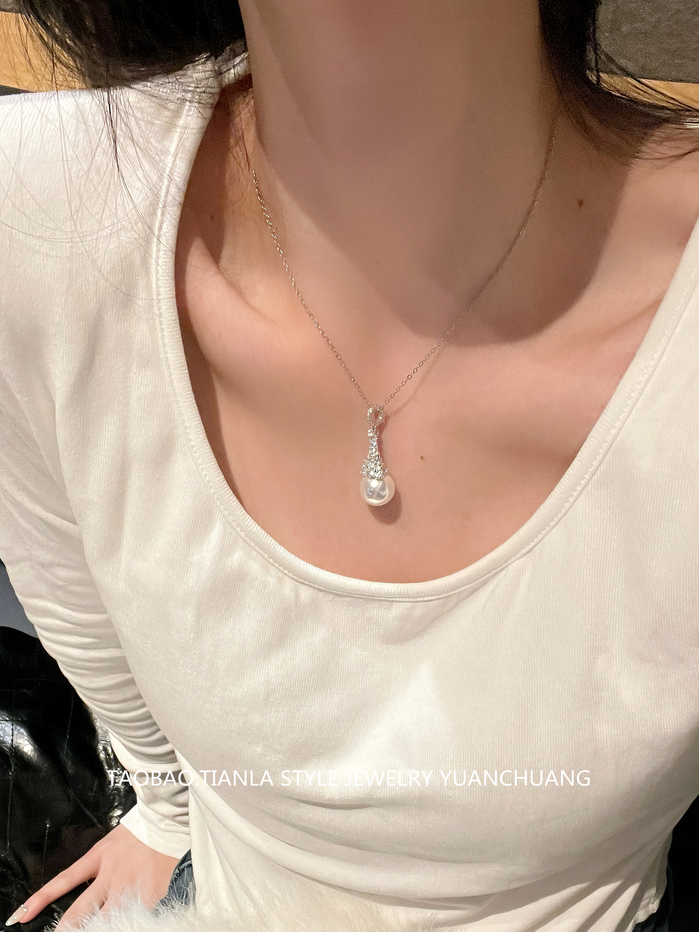Elegant Flashing Diamond Snow Tower Pearl Necklace for Women, Pure Silver Collarbone Chain, Light Luxury, Exquisite Design