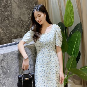 Elegant Floral Pleated Square Neck Dress - Summer Korean Style Waist-Defining Slimming Casual Dress for Women