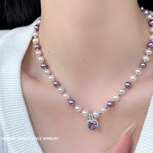 Elegant French Purple Square Sugar Pearl Necklace - Luxurious High-End Clavicle Chain for Versatile Style