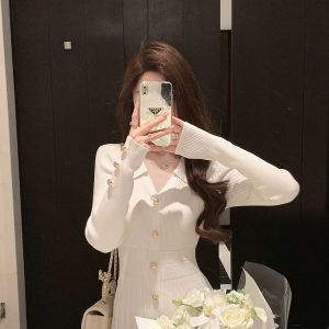 Elegant French-Style Long-Sleeve Knitted Dress for Women, Waist-Cinching V-Neck, Short Skirt, Perfect for Autumn and Winter Fashion