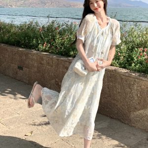 Elegant French-Style Patchwork Embroidered Dress - Short Sleeve, Waist-Cinching, Slim Fit - Summer 2025 Fashion