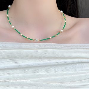 Elegant Green Cat's Eye Stone Pearl Necklace for Women - Versatile Light Luxury Clavicle Chain with Exquisite Millet Beads