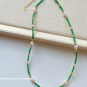 Elegant Green Cat's Eye Stone Pearl Necklace for Women - Versatile Light Luxury Clavicle Chain with Exquisite Millet Beads