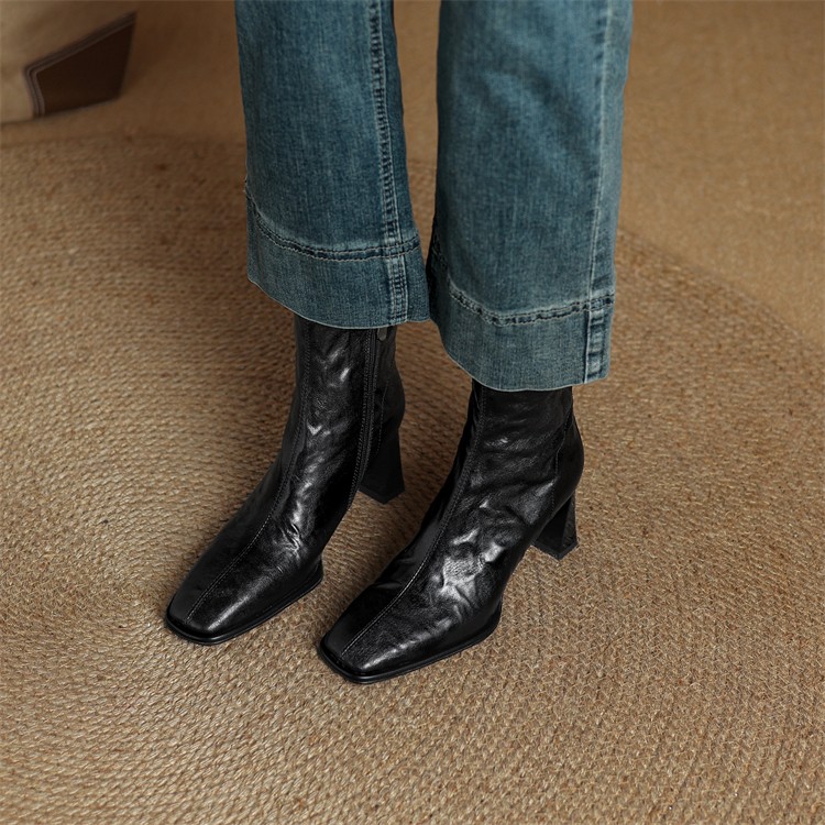 Elegant High-Heeled Chunky Heel Square-Toe Sheepskin Short Boots for Women - Genuine Leather Martin Boots for Autumn/Winter