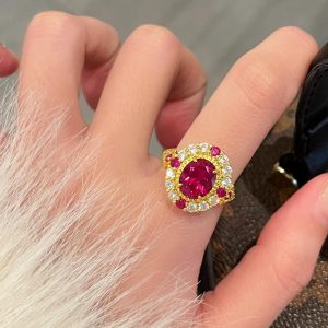 Elegant Open Finger Ring for Women - Super Bright Festive Big Red Gourd Design, Light Luxury, High-End Style
