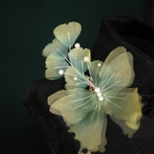 Elegant Silk Embossed Butterfly Hanfu Hairpin Side Clip - Fairy-like Ancient Style Hair Accessory for Girls