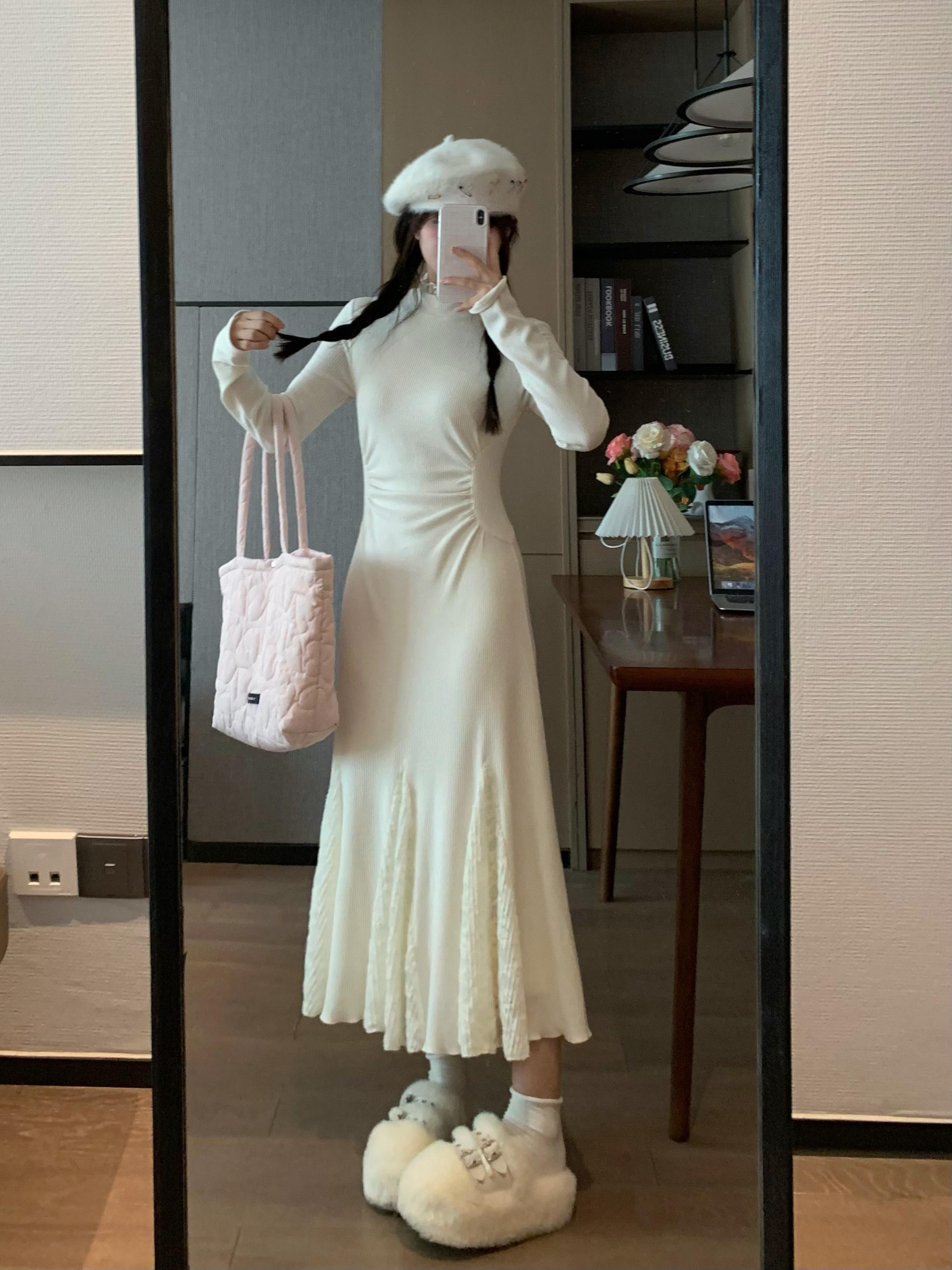 Elegant White Mermaid Dress with Knit Layer, French-Style Spring Fashion, Sweet Delicate Design for Effortless Layering.