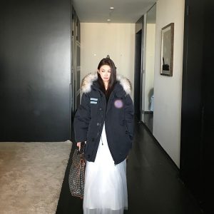 Elegant Women's Midi Skirt - Versatile Tulle Skirt with Button Waist, 7-Meter Material - Perfect for 90s and Y2K Inspired Looks