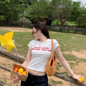Energy Slogan T-Shirt with Flocking Print - Good Vibes Graphic Tee for Positive Energy, Trendy Streetwear Style