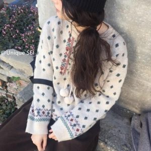 Ethnic Style Diamond Pattern Pullover Sweater with Drawstring and Pom-Pom – Cozy Knit for Winter Vibes