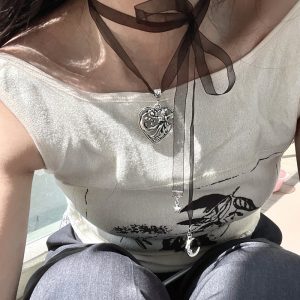 Exaggerated Irregular Heart Pendant Necklace with Ribbon Star and Moon Choker – Chinese Style Heavy-Duty Clavicle Chain