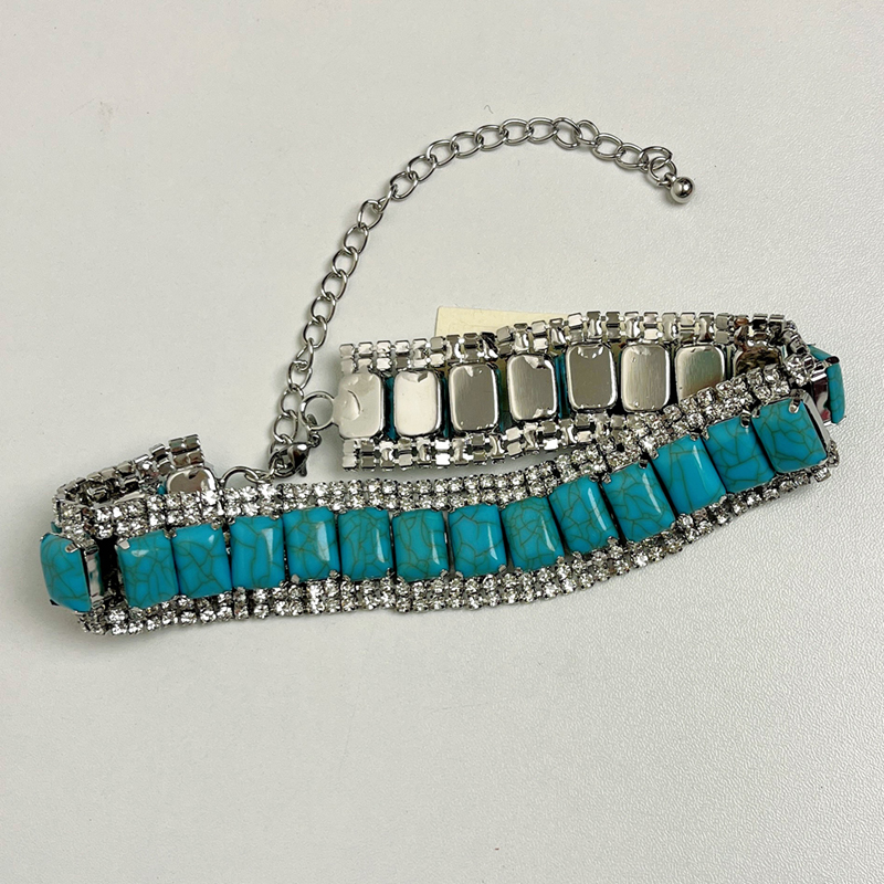 Exaggerated Turquoise Diamond Square Choker Necklace for Women - 2024 Light Luxury Wide Neck Chain