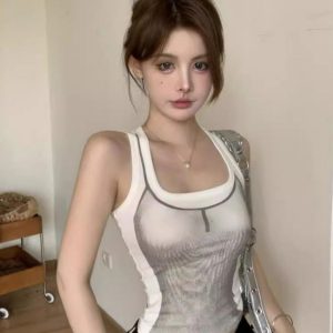 Exquisite American Printed Square Neck Fitted Cotton Camisole Top for Women - Sweet & Spicy Style, Perfect for Casual Outfits