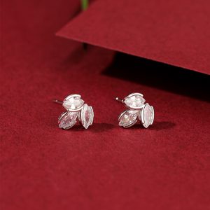 Exquisite Leaf Design S925 Sterling Silver Stud Earrings for Women, Classy Full Diamond Accents, Perfect for Elegant Occasions