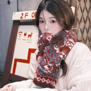 Fair Isle Red Jacquard Wool Scarf for Women, Thickened Neck Warmer for Autumn & Winter, Cozy High-End Fashion Accessory