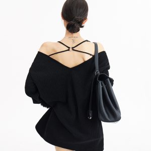 Faux Two-Piece Off-Shoulder Knitted Top with Hat and Scarf - Loose Fit, Cozy Style for Casual Y2K Fashion