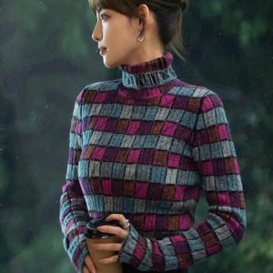 Fitted High-Neck Knitted Top in Plaid - Slimming Matching T-Shirt Inspired by 90s Style & Y2K Fashion Trends