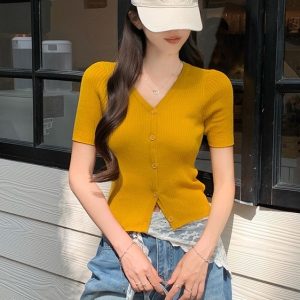 Fitted V-Neck Ice Silk Short-Sleeve Knitted Top with Cinched Waist – Versatile Summer Essential for a Slimming Look