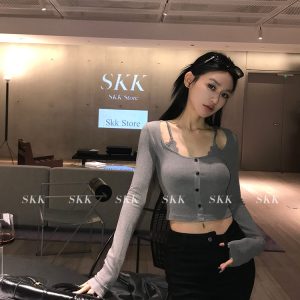 Flirty Precision Sniper Lace Splicing Long Sleeve Top - Exquisite Fake Two-Piece Design, Korean Style Spring Shirt for Women