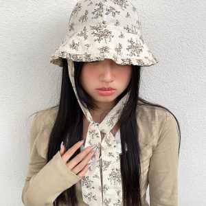 Floral Lace Short-Brimmed Bucket Hat for Travel - Irregular Design, Versatile Sun Protection, Perfect for Y2K and Summer Styles