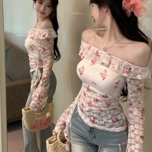 Floral Off-Shoulder Long Sleeve T-Shirt for Women - Trendy Slim-Fit Top, Sweet Summer Style, Age-Reducing Design
